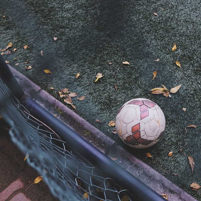U21女排世锦赛：中国女排强势晋级，与美国队的巅峰对决锁定小组第一